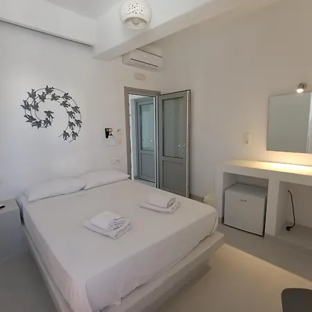 Eco Center Apartment Fira (Santorini)